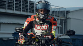 motorkář 1 EDIT SEQ.00 00 18 14.Still032